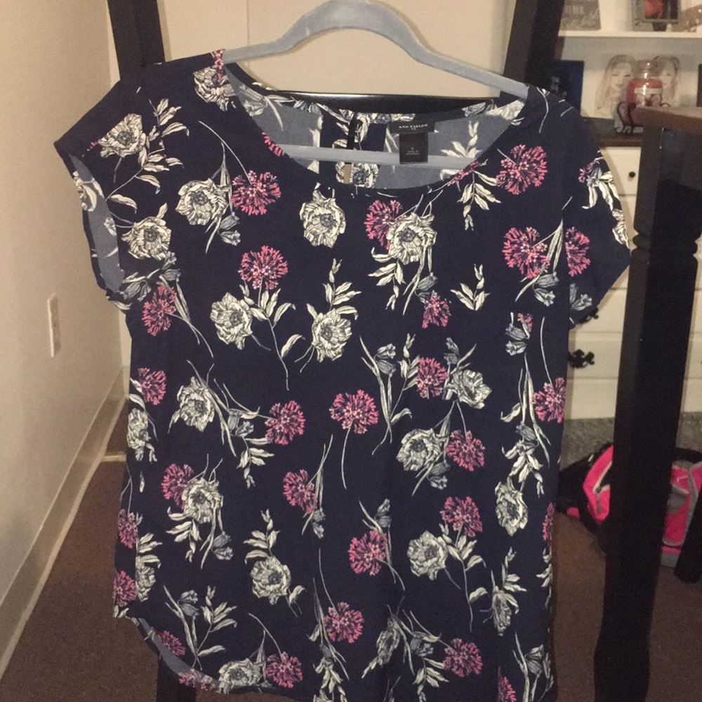 Ann Taylor Blouse Size M